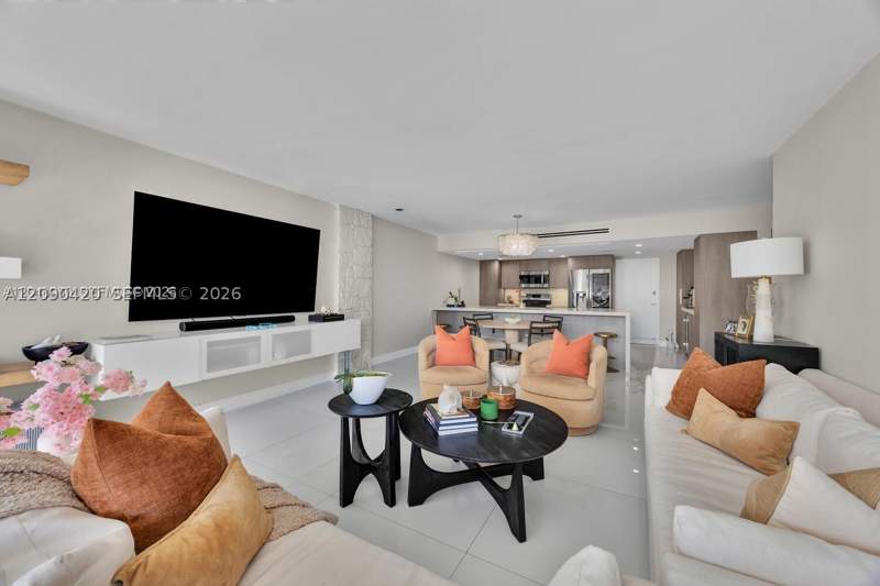 2 bedroom Condominium at 155 Ocean Lane Dr 413, Commodore Club West Condo, Key Biscayne — photo 4