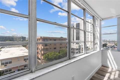6855 Abbott Avenue 504, Miami Beach FL - photo 17 of 32