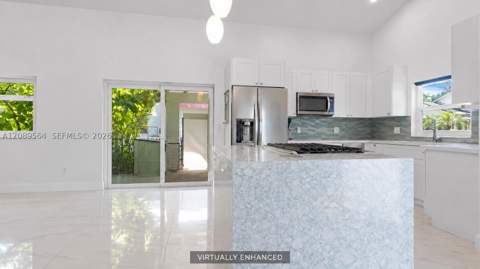 213 Florida Ave, Coral Gables FL - photo 11 of 32