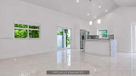 213 Florida Ave, Coral Gables FL - photo 8 of 32