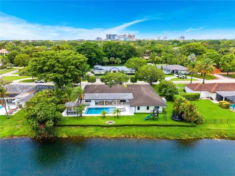 7420 SW 109th Ter, Pinecrest FL - photo 17 of 58