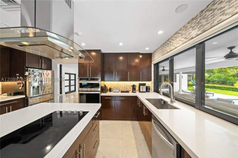 7420 SW 109th Ter, Pinecrest FL - photo 23 of 58