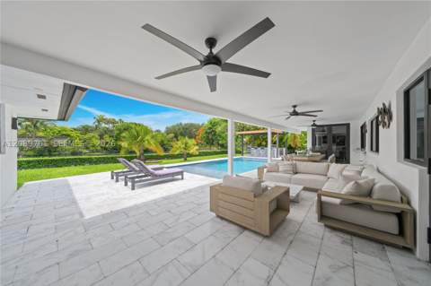 7420 SW 109th Ter, Pinecrest FL - photo 9 of 58