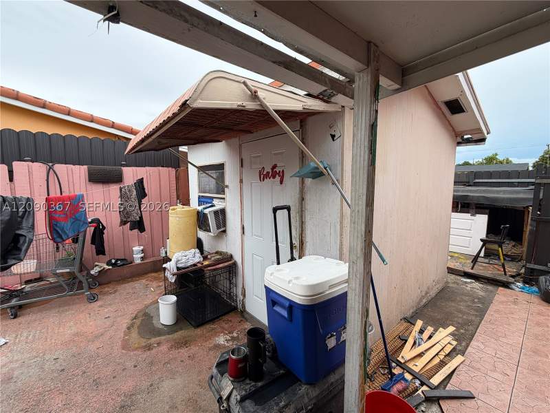 3 bedroom SingleFamilyResidence at 3205 W 14th Ave, Castle Estates, Hialeah — photo 4