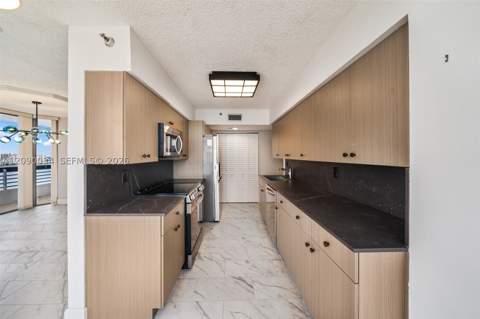 19195 Mystic Pointe Dr 2406, Aventura FL - photo 6 of 24