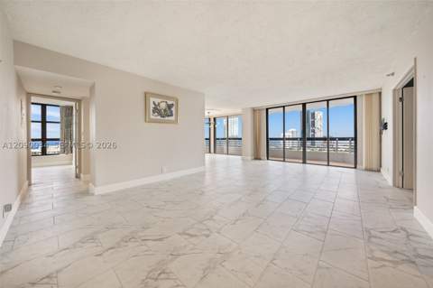 19195 Mystic Pointe Dr 2406, Aventura FL - photo 9 of 24