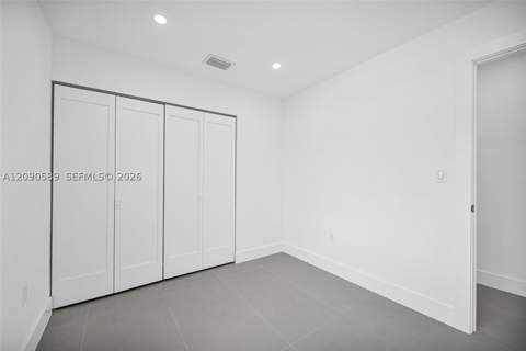 19301 NW 52nd Ave, Miami Gardens FL - photo 15 of 39
