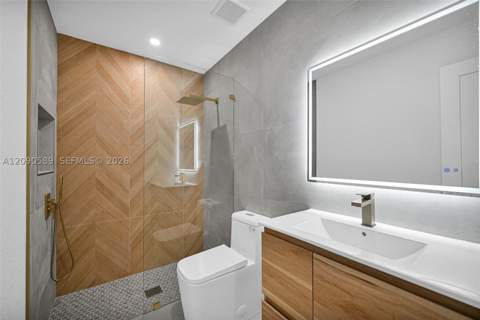 19301 NW 52nd Ave, Miami Gardens FL - photo 17 of 39