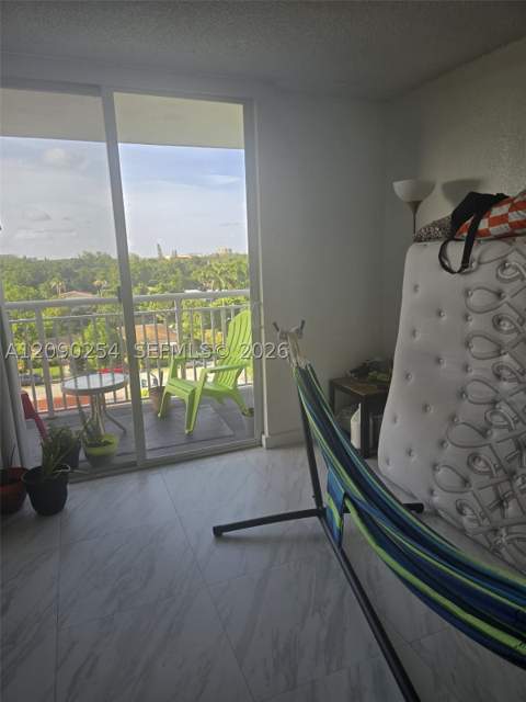 1251 NE 108th St 718, Miami FL - photo 16 of 24