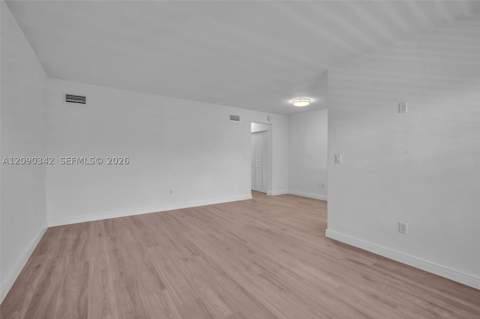 8010 Tatum Waterway Dr 5, Miami Beach FL - photo 11 of 32