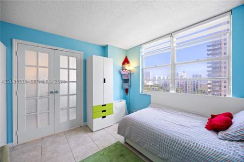 251 174th St 812, Sunny Isles Beach FL - photo 9 of 32