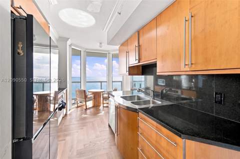 6365 Collins Ave 1103, Miami Beach FL - photo 11 of 34
