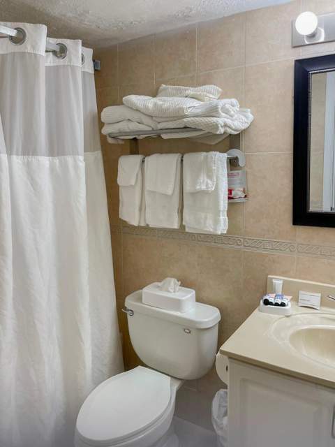 19201 Collins Avenue 1034, Sunny Isles Beach FL - photo 6 of 12