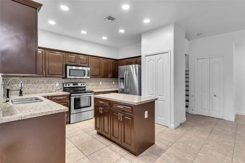 1922 SE 22nd Ct, Homestead FL - photo 10 of 32