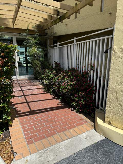 2690 SW 22nd Ave 504, Miami FL - photo 6 of 44