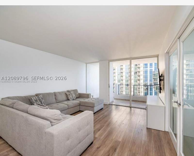 1 bedroom Condominium at 555 NE 15th St 26E, Venetia Condo, Miami — photo 4