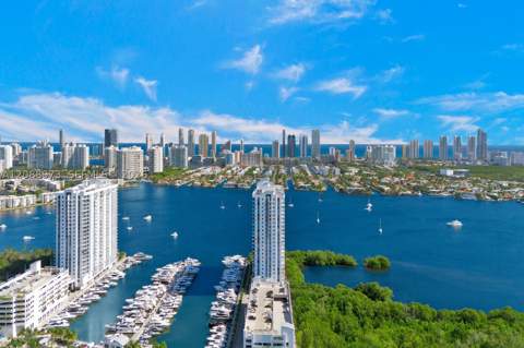17111 Biscayne Blvd 2210, North Miami Beach FL - photo 19 of 32