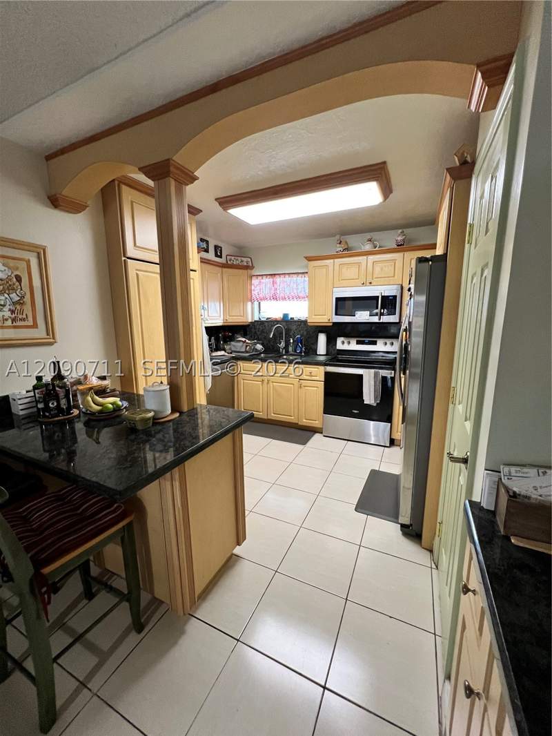 3 bedroom BoatSlip at 13870 SW 62nd St 310, Villa Grande Condo, Miami — photo 2