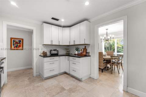 10420 SW 99th St, Miami FL - photo 14 of 56
