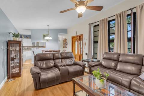3121 SW 84th Ct, Miami FL - photo 14 of 32