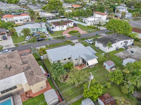3121 SW 84th Ct, Miami FL - photo 7 of 32