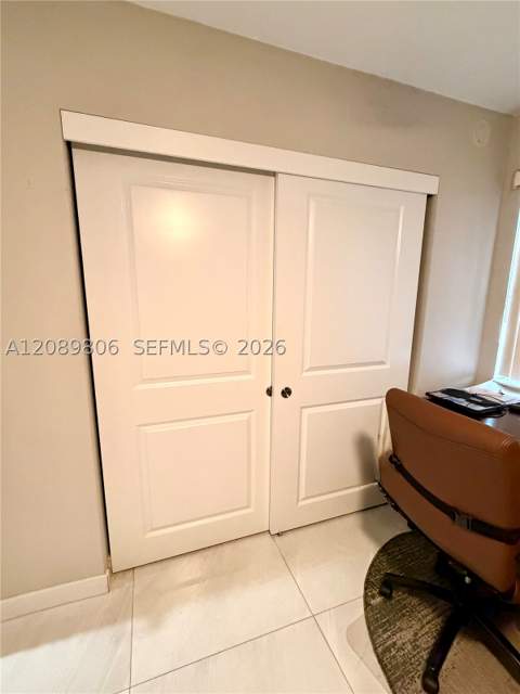 20120 NE 3rd Ct 7, Miami FL - photo 16 of 17