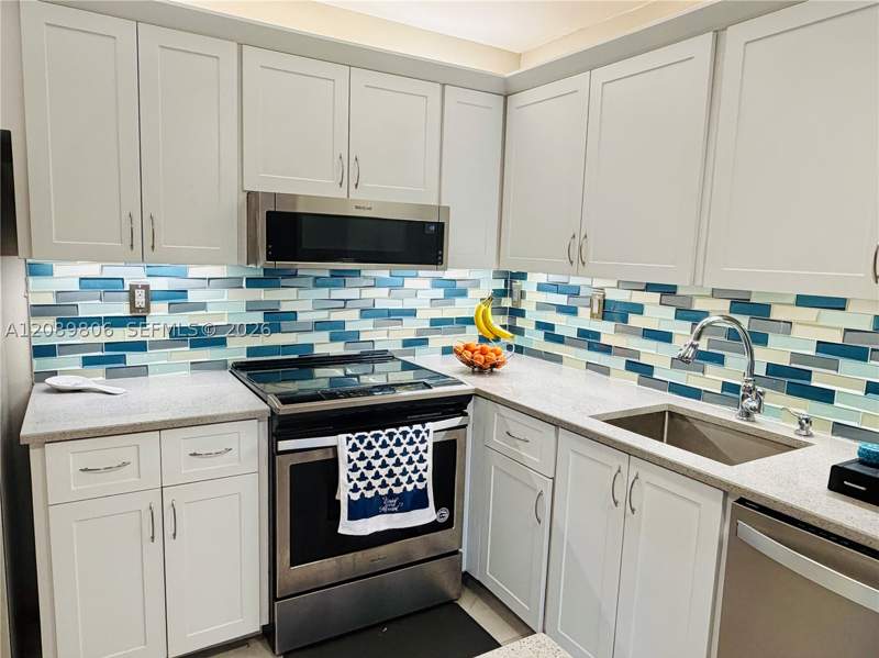 2 bedroom Condominium at 20120 NE 3rd Ct 7, Quatraine Condo II Ph III, Miami — photo 5