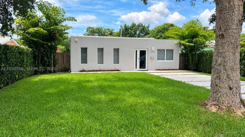 2 bedroom SingleFamilyResidence at 1782 NE 177th St, Fulford By The Sea Sec U, North Miami Beach — photo 2