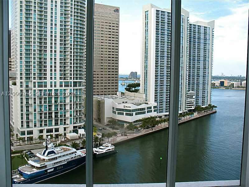 2 bedroom Condominium at 465 Brickell Ave 3002, Iconbrickell Condo No 1, Miami — photo 3