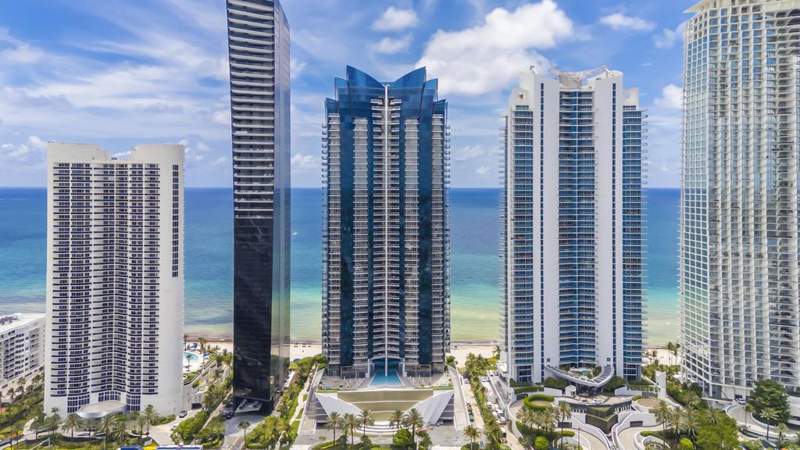 1 bedroom Condominium at 17121 Collins Avenue 2207, Jade Ocean Condo, Sunny Isles Beach — photo 3