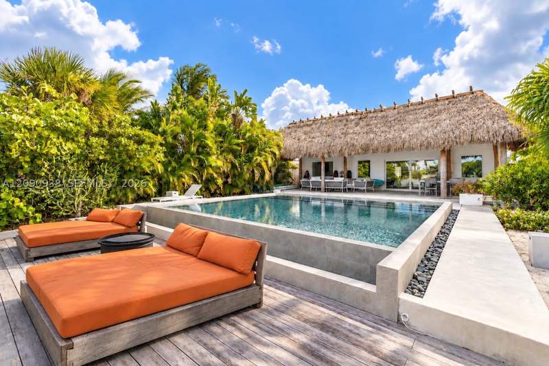 4 bedroom SingleFamilyResidence at 661 86th St, Biscayne Beach-2Nd Addn, Miami Beach — photo 2