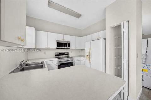 359 NE 27th Ter 204, Homestead FL - photo 6 of 20
