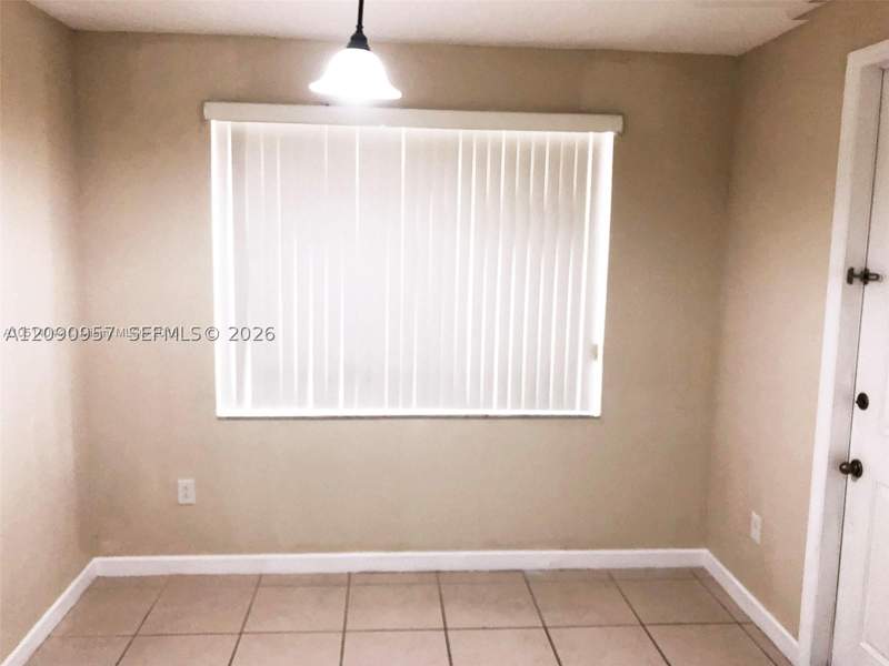 3 bedroom Townhouse at 2884 SE 2nd Dr 2, Fiji Condo No 2, Homestead — photo 2