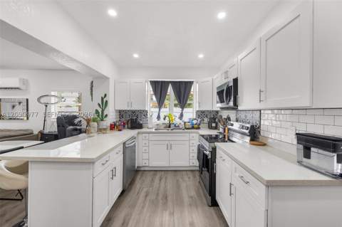 314 NW 106th St, Miami FL - photo 10 of 36