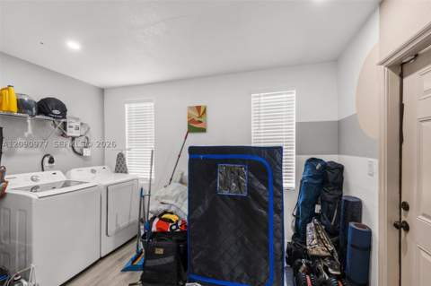 314 NW 106th St, Miami FL - photo 12 of 36