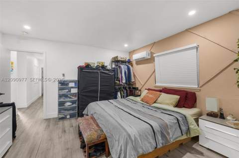 314 NW 106th St, Miami FL - photo 17 of 36