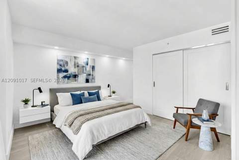 2625 Collins Ave 1109, Miami Beach FL - photo 13 of 19