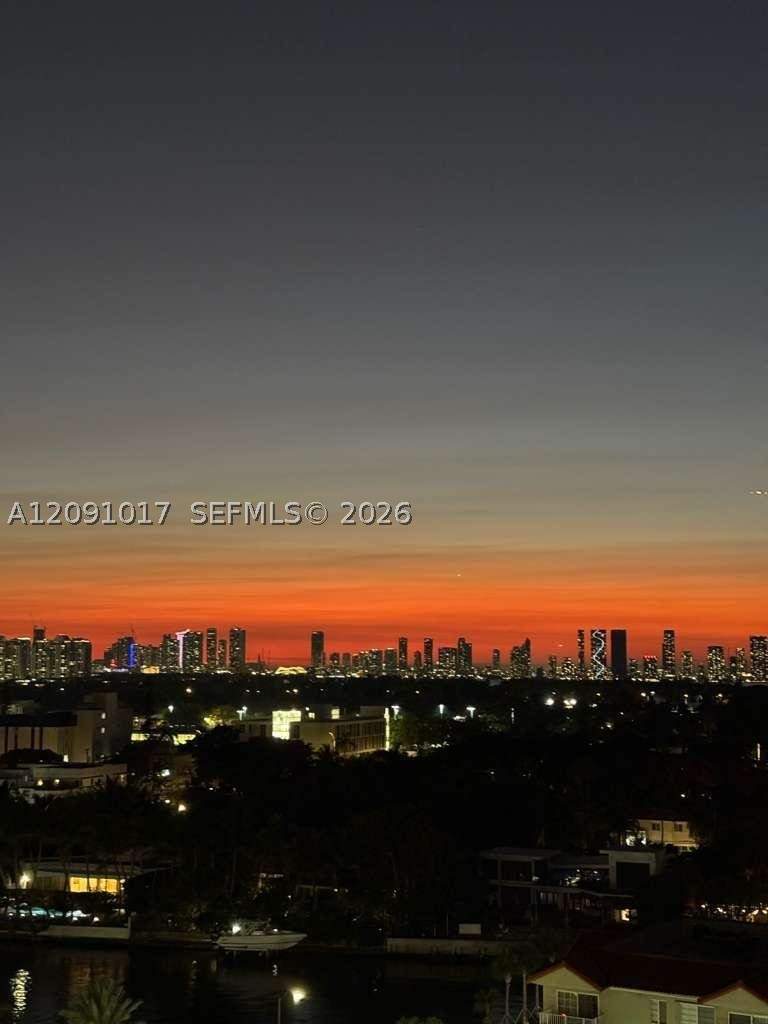 2 bedroom Condominium at 2625 Collins Ave 1109, Oceanfront Plaza Condo, Miami Beach — photo 4