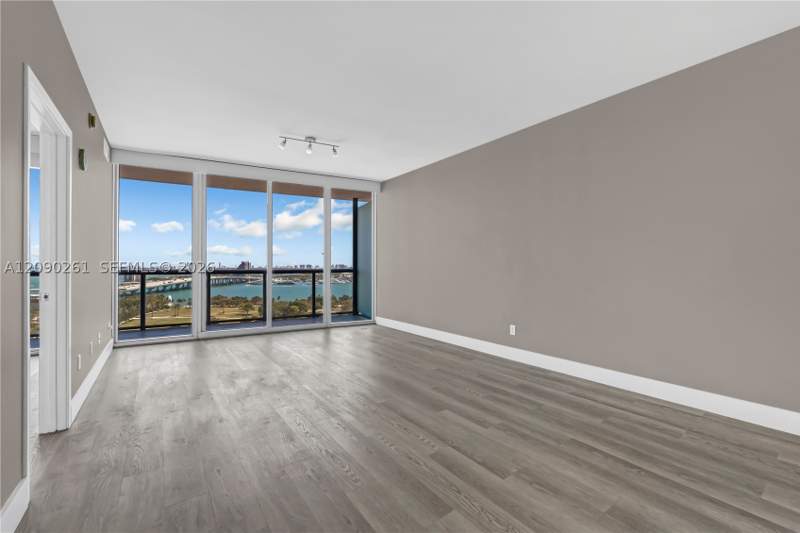 1 bedroom Condominium at 888 Biscayne Blvd 1710, Marinablue Condo, Miami — photo 5