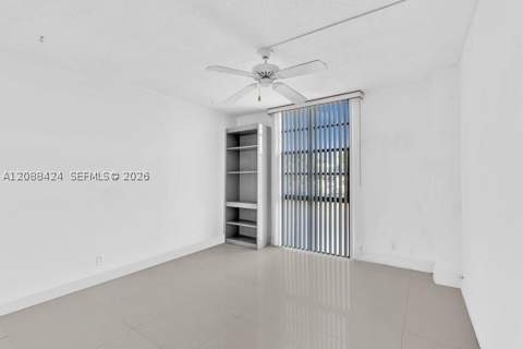 20400 W Country Club Dr 315, Aventura FL - photo 19 of 31
