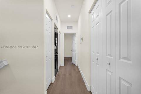 9255 W 33rd Ln 9255, Hialeah FL - photo 18 of 33