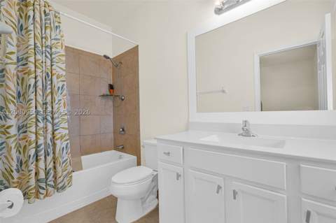 9255 W 33rd Ln 9255, Hialeah FL - photo 24 of 33