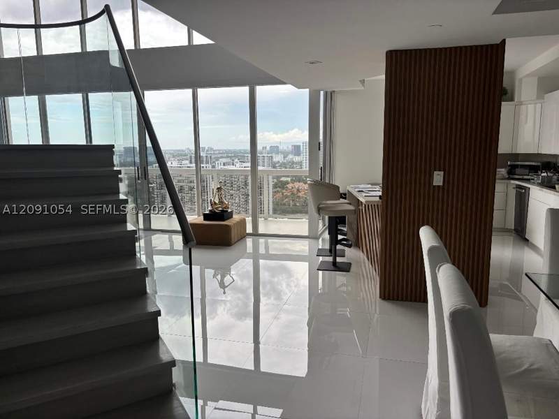 2 bedroom Condominium at 20185 E Country Club Dr Ts-7, The Landmark Condo, Aventura — photo 4