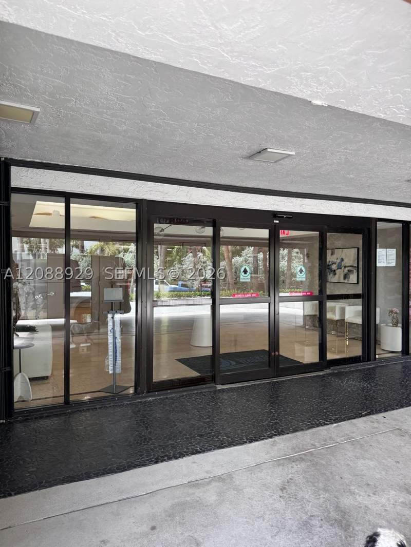 2 bedroom Condominium at 200 SE 15th Rd 7D, Brickell Harbour Condo, Miami — photo 2