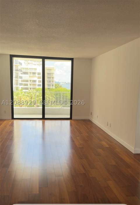 200 SE 15th Rd 7D, Miami FL - photo 6 of 25