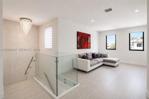 8872 NW 181st St, Hialeah Gardens FL - photo 20 of 28