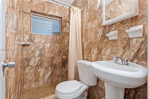 16935 NW 38th Ct, Miami Gardens FL - photo 23 of 30