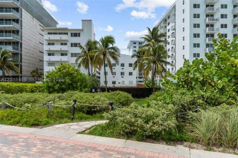 335 Ocean Dr 106, Miami Beach FL - photo 15 of 20