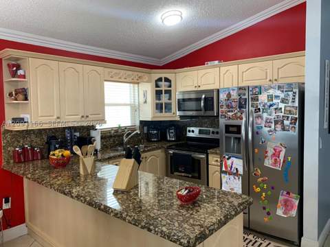 6940 W 25th Ln, Hialeah FL - photo 21 of 21