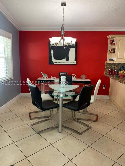 6940 W 25th Ln, Hialeah FL - photo 7 of 21